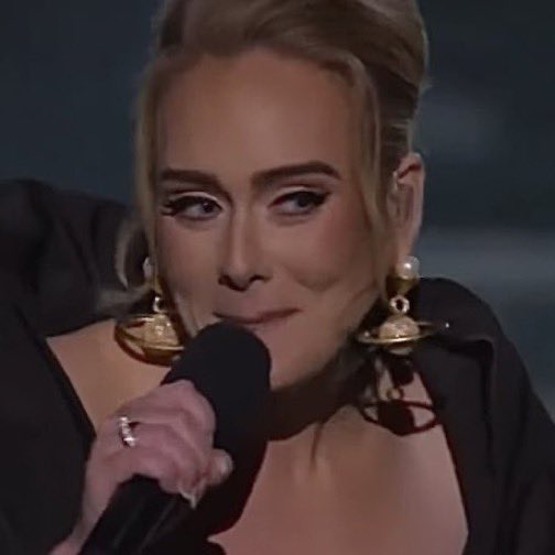 memes_adele's tweet image. 