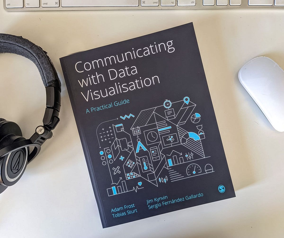 Hey, look! A new book about data visualisation with my name on the cover! Weirdly! Thanks to <a href="/adamfrostuk/">adamfrostuk</a> <a href="/skelington/">Tobias Sturt</a> and <a href="/mcinven/">Jim K</a> for this opportunity. You're a bunch of kind human beings.
Pre-order here: amazon.co.uk/dp/152974377X/…
