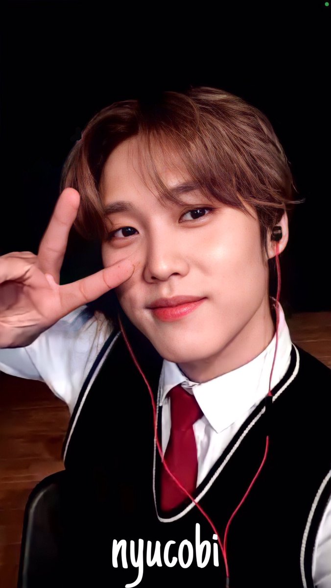 nyucobi's tweet photo. 211125 The Boyz Jacob

Withdrama Video Call Event  🍐 

#제이콥 #더비존 #위드드라마 https://t.co/XCed7MSRQ7