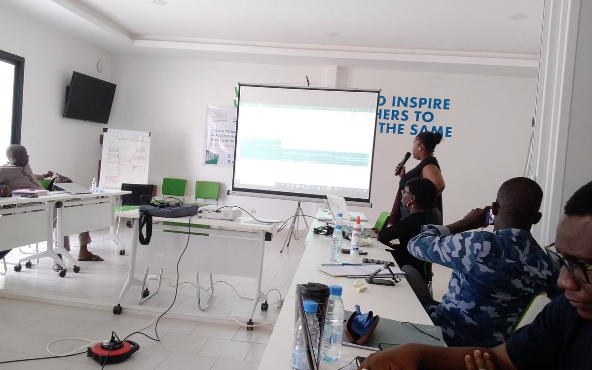 OSC_SUN_SENEGAL's tweet photo. Jour3: Restitutions travaux de groupes sur l'élaboration d'un plan de plaidoyer budgétaire.
@CICODEVAfrica
@acfwestafrica
#Feedfuture
#Usaid
#Kawolor
#SUNCSGG1
#SUNMovement
#CLMsenegal
#FundNutrition
#SUNGG19
#theadornment
#InvestinNutrition
#secnsa https://t.co/OPIQ24t2Tc
