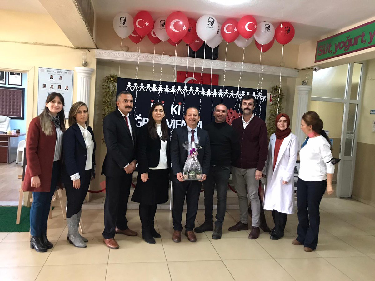 24 Kasım öğretmenler günü programımız çok güzel oldu. Emeği geçen başta Naciye AKMISIR ÇOMAK, öğrenci ve velilerine çok teşekkür ediyoruz. <a href="/hknkadi/">Hakan Kadı</a> <a href="/ismailbas67/">İsmail BAŞ</a> <a href="/caycumailcemem/">Çaycuma İlçe Milli Eğitim Müdürlüğü</a> @il_milli nebiogluilkokulu.meb.k12.tr/icerikler/okul…