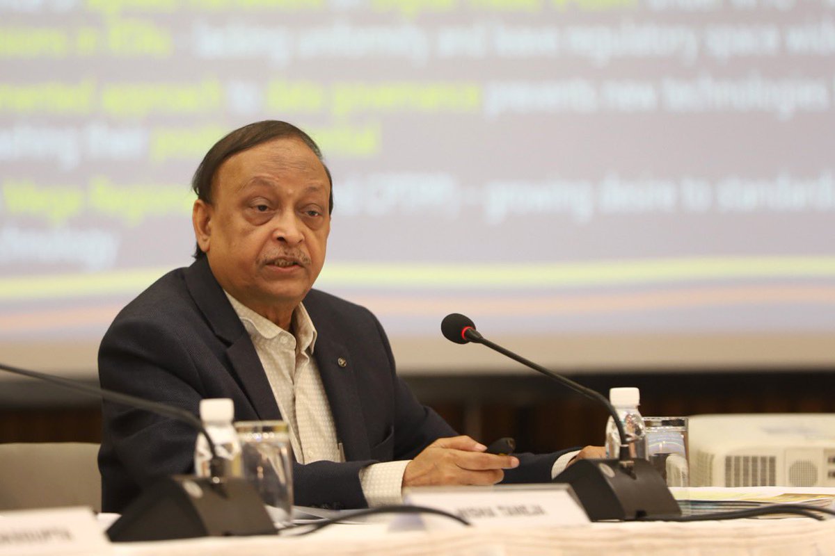 Sachin_Chat's tweet photo. Professor @DrSKMohanty007 presented the key findings of #WRDR at @iicdelhi as @RIS_NewDelhi launched the report @AmbMoKumar @pdash76 @sabya_saha https://t.co/fTjPajIfAg