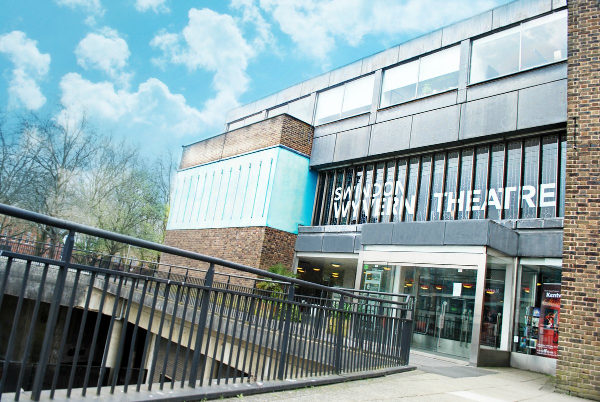 WyvernTheatre's tweet photo. Job Opportunities at Swindon Theatres 🎭

Part-Time Technician

Closing Date: Sun 12 December 2021

Click here for more info 👉 https://t.co/xMjHu3ha5n https://t.co/rtLLQEhu2h