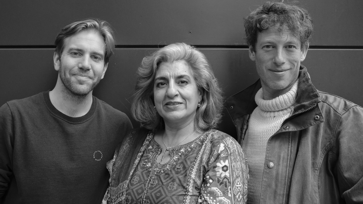 sohotpod's tweet photo. We are thrilled to have @farhanaclimate as a guest this week. Chatting about 30 years in the climate change community and what we can do to make a difference. 

Listen here - https://t.co/SFlGZUSdqp

Photo: @LouisdeRohan 

@tommustill @samleesong @picture_zero 

#ClimateEmergency https://t.co/6YQ5vq7PIZ