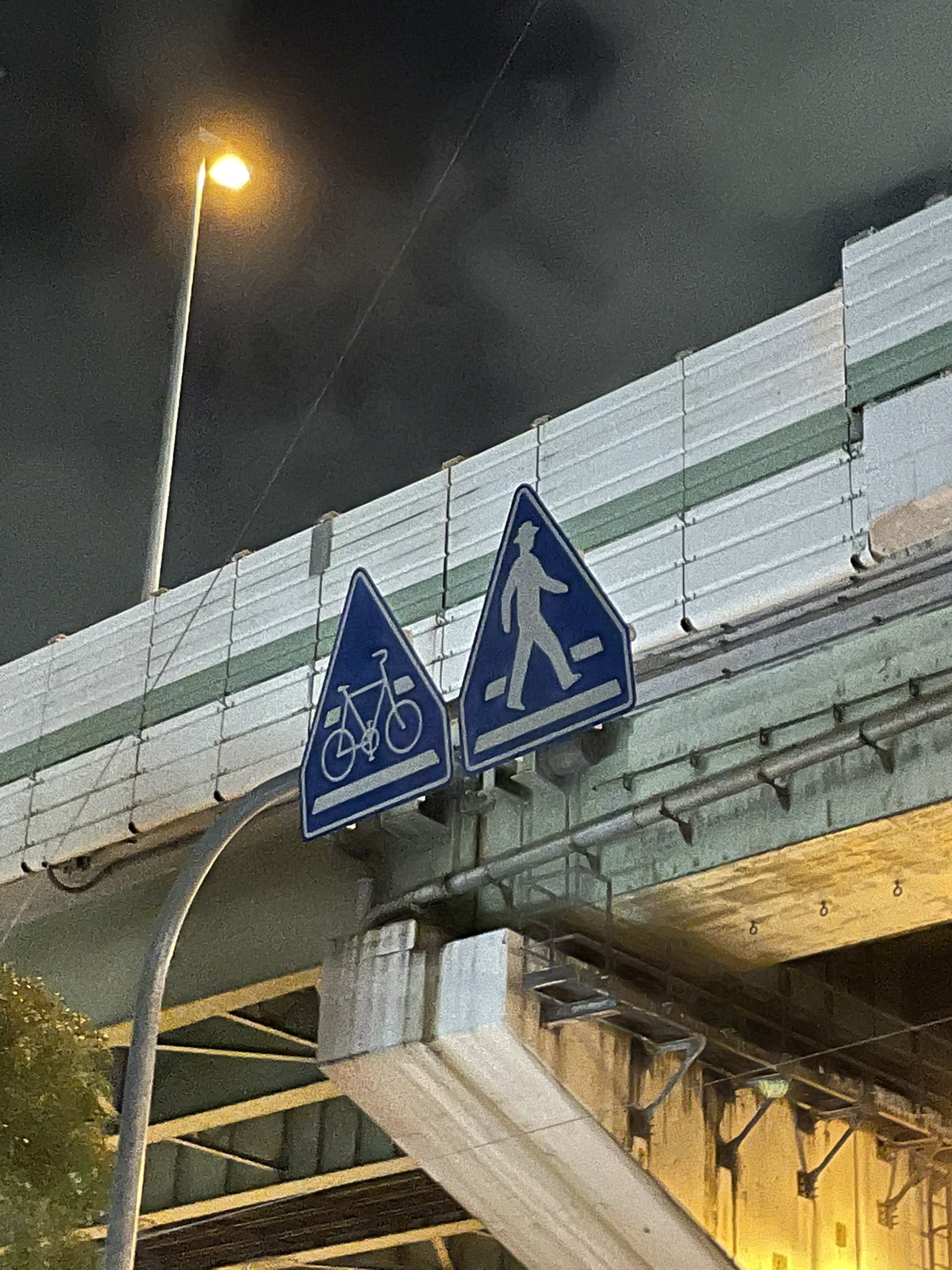 自転車横断帯 Twitter Search Twitter