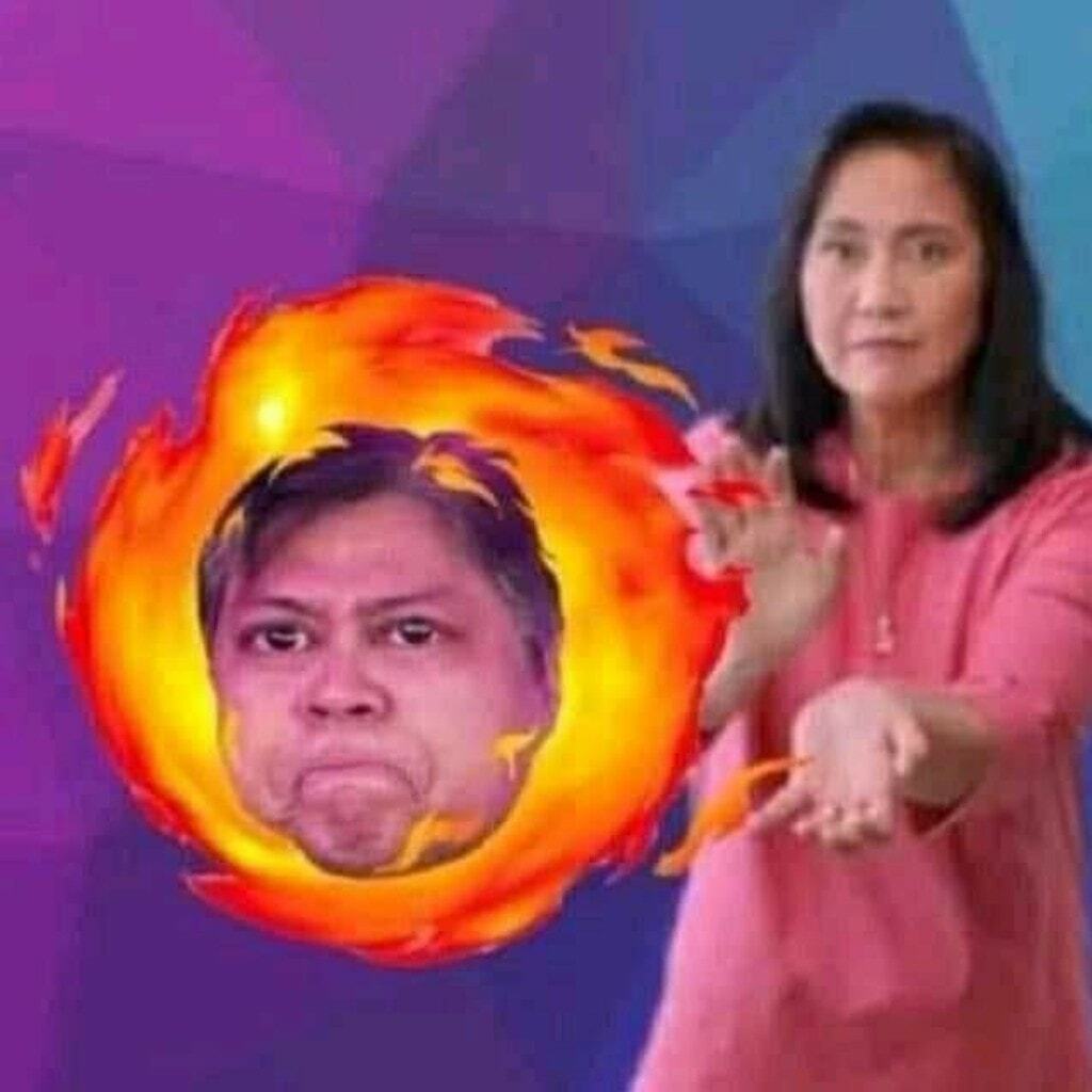 ThinkingPinoyPH's tweet photo. Sana all fireball. https://t.co/IRNkhRjY2W https://t.co/BteXxyOk8p