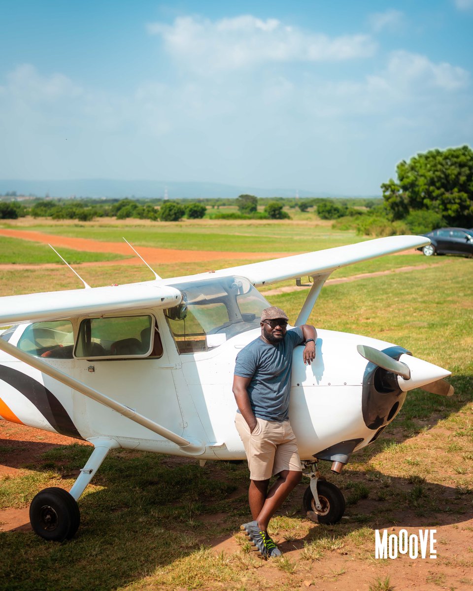 moooveafrica's tweet photo. The luxury life looks good on our Mooovers. Eish! 🤩
A Private jet will fit this guy. 😁
#ExperiencePlaneFlying https://t.co/DYDcIQWiXq