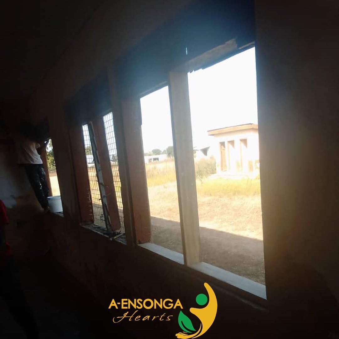 aensongahearts's tweet photo. we promised giving kindergarten a bougie ambience in class, there you .RENOVATION OF KINDERGARTEN ONGOING.
KINDLY SUPPORT THE FURNITURE PROJECT by donating MOMO: 0247806393
#Godfirst #4thproject #Children #the5cedischallenge#Goriko #humanitarian #AensongaHearts #NGO #desk https://t.co/twrXF6OFNx