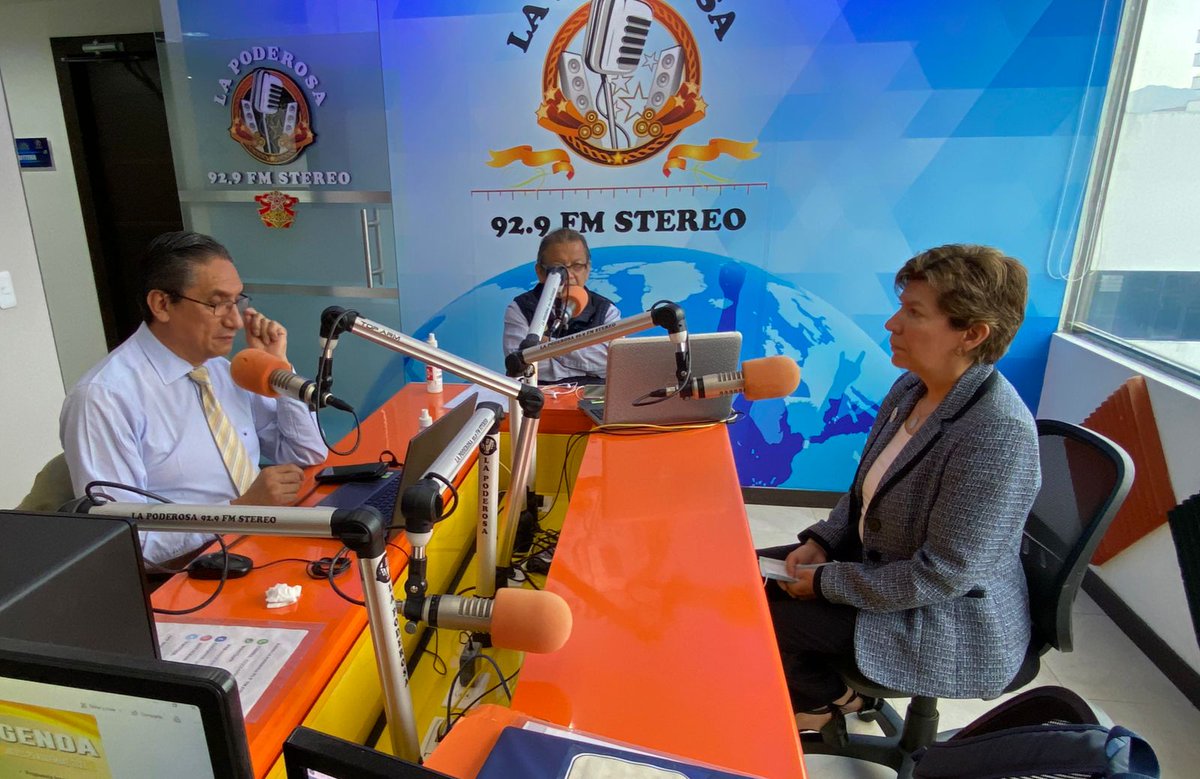 SEPS_Ec's tweet photo. En el marco del #TrainingRegional, la @SEPS_Ec presentó una normativa para la #InclusiónFinanciera con perspectiva de género, que permitirá a las entidades trabajar en un mayor acceso de las mujeres a los productos y servicios financieros. #DiaContralaVilolenciadeGenero https://t.co/dlJ4Fz5YRC