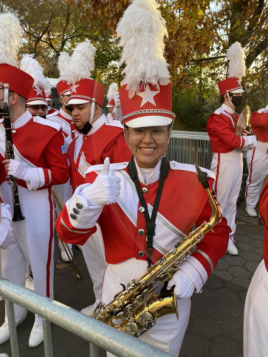 Super cool! <a href="/sophia_mireles/">Sophia🌺</a> (2021 drum major &amp; alto sax extraordinaire) is marching with the Macy’s All-American MB today in the parade!  Tune in to NBC!!  Go Sophia! Ty Mr. Sosa for the pictures! <a href="/rcisdfinearts/">Royse City ISD Fine Arts</a> <a href="/RoyseCityISD/">Royse City ISD</a> <a href="/RoyseCityHS/">Royse City HS</a>