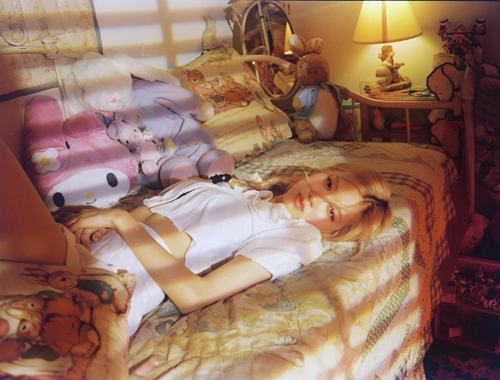 Jsorinosori's tweet photo. 1RT = 1VOTO

I VOTE FOR #rosé ON #MAMAVOTE https://t.co/DoHRsjH4HP