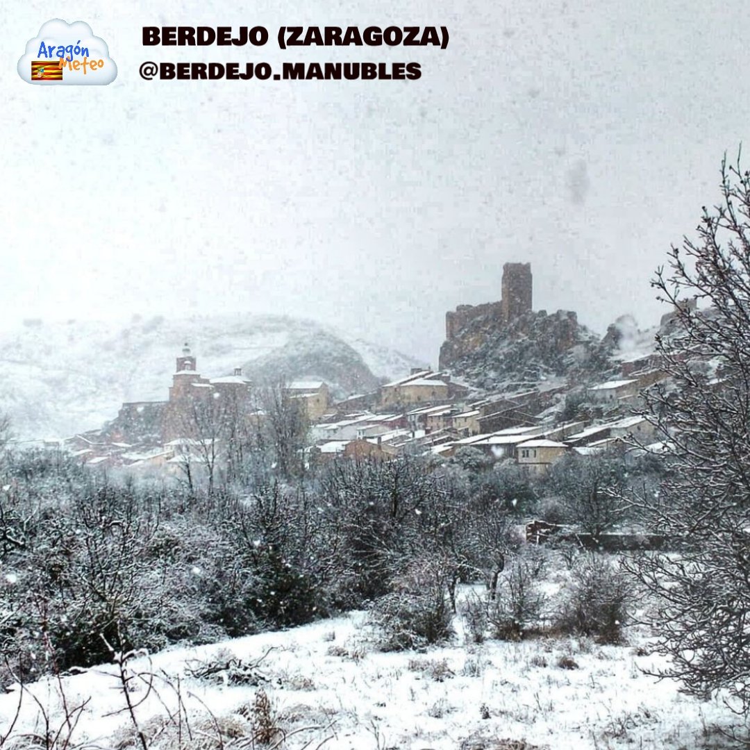 AragonMeteo's tweet photo. [23/11/2021] ☑️ LLEGAN LAS PRIMERAS #NEVADAS ❄️ AL VALLE DEL #MANUBLES 😍

📸 berdejo.manubles

#TemporalNieve2021 #Noviembre2021 #Otoño2021 #igerszaragoza #aragonenfoto #Berdejo #Calatayud #Zaragoza #Aragon #aragonmeteo #aragonmeteorologia https://t.co/GBgIAGszbg