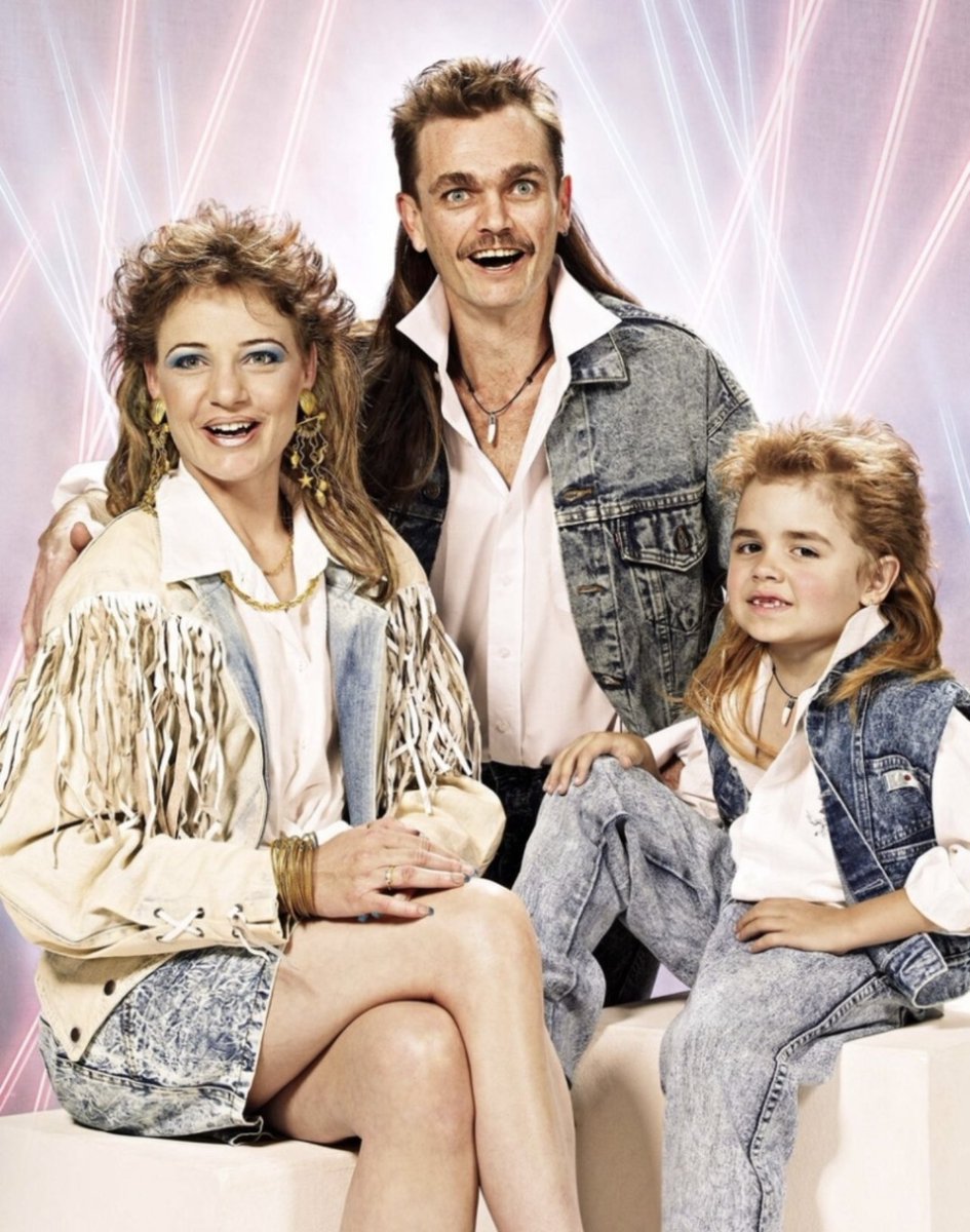 DeeWayneGrindz's tweet image. Lil Dee’Dubya, Thanksgiving ‘86.