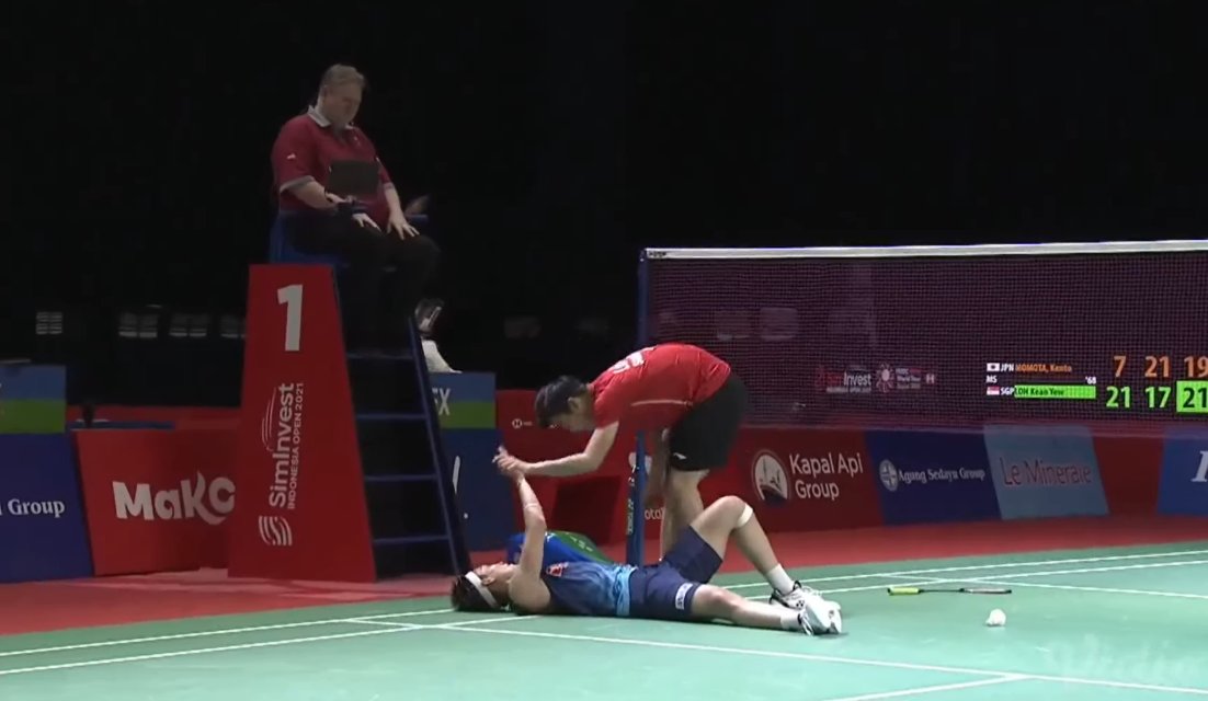 BadmintonTalk's tweet photo. MS R16
Kento Momota (JPN/1) vs Loh Kean Yew (SGP)
7-21 21-17 19-21

What a match!!

#IndonesiaOpen2021 #IBF2021 https://t.co/X1M91nnHfe