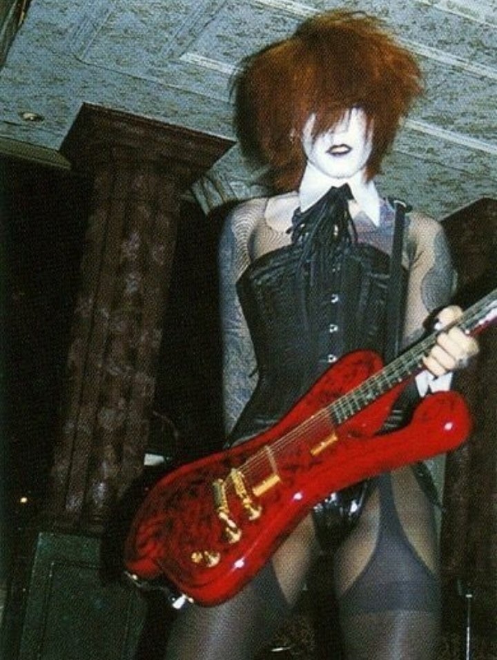 ✯ hourly V系 on X: "𖤐 közi' malice mizer https://t.co/zt4VqhMtI5" / X