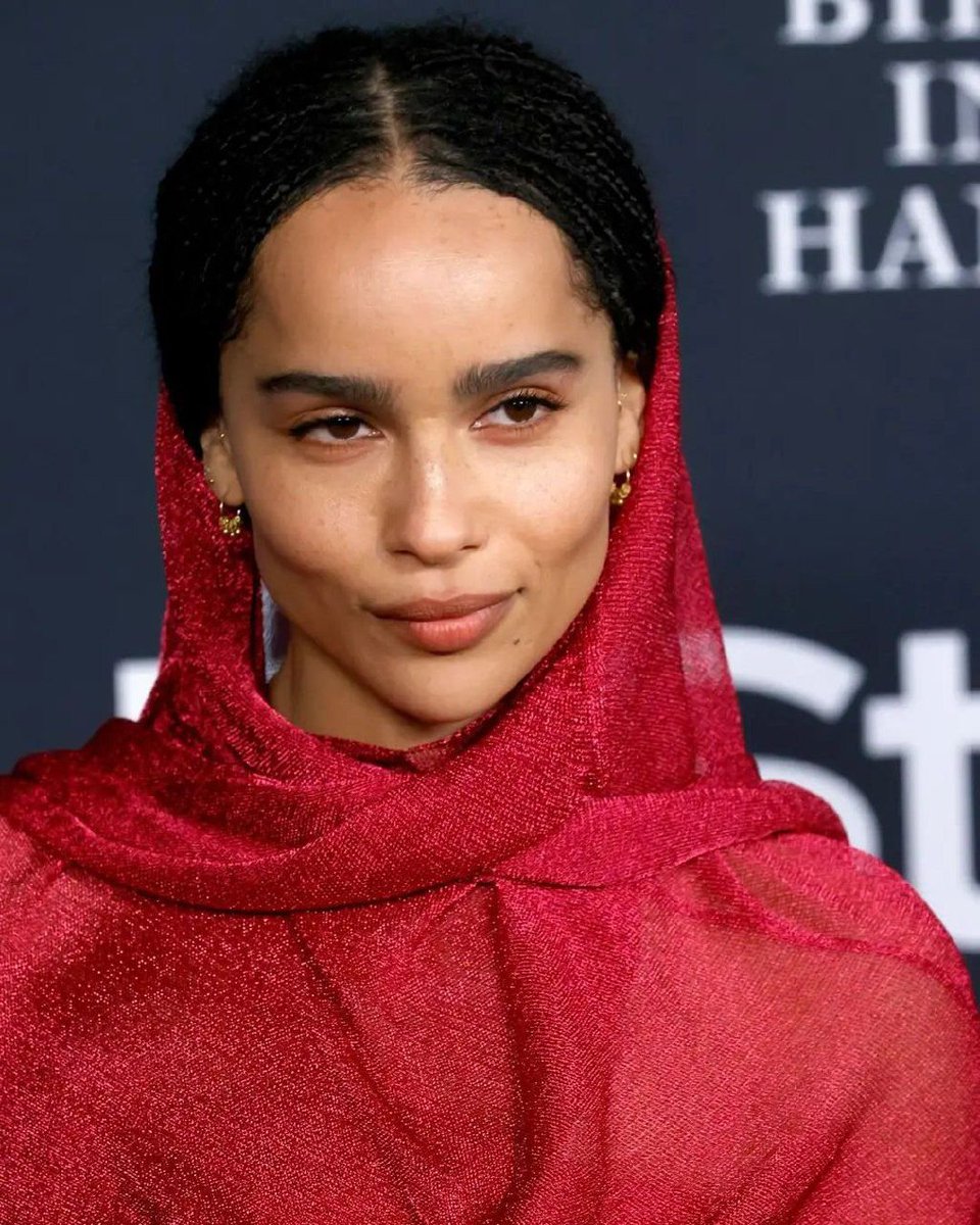 Zoë Kravitz. tweet media