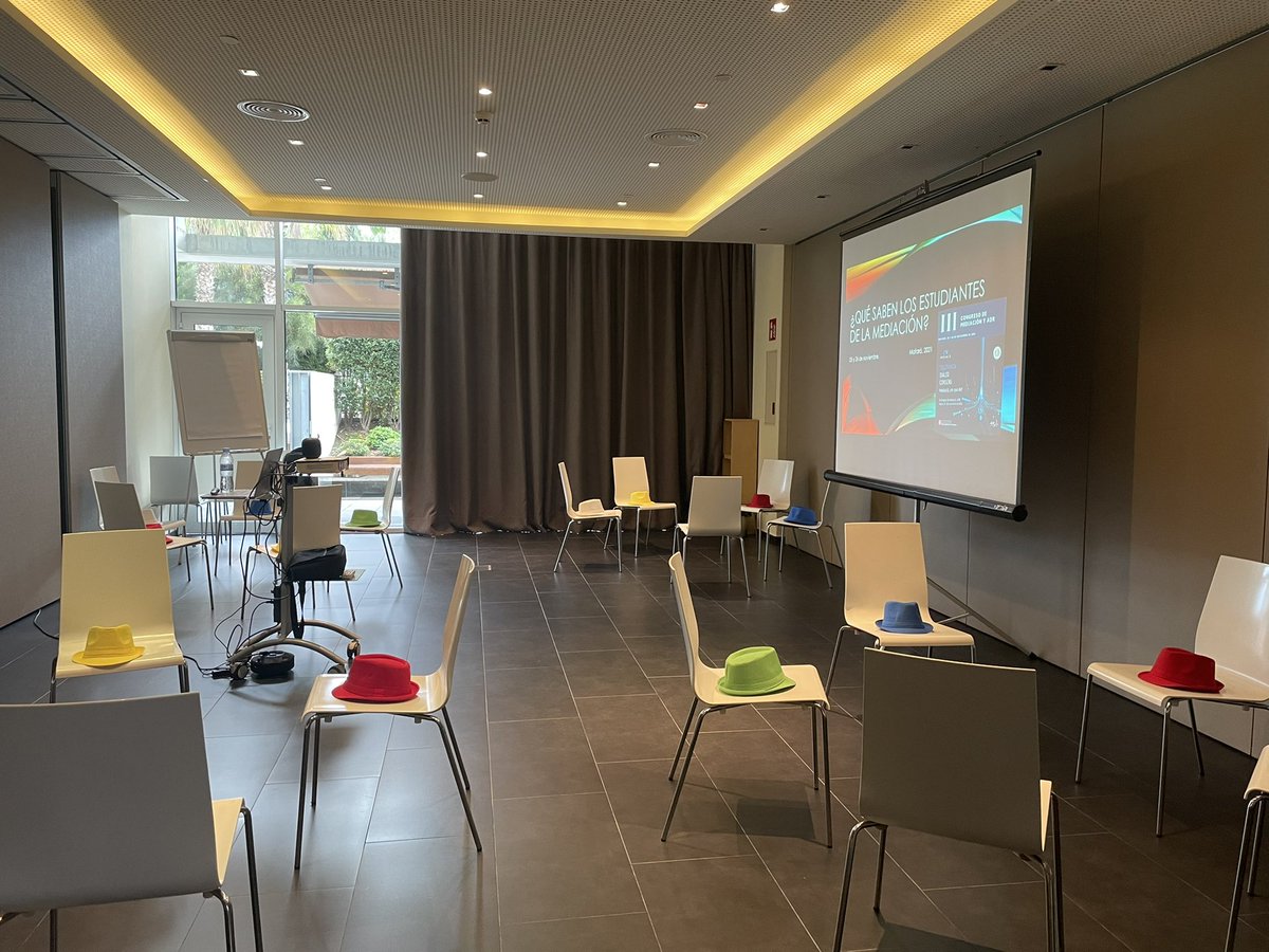 Preparado ya el taller en el III Congreso de Mediación y ADR en Mataró 
“¿Qué saben los estudiantes de la mediación?” Gracias a Paloma Lavandeira, Marta Juliá Coll, Icamat- Il·lustre Col·legi d'Advocats de Mataró, por invitarme a compartir experiencias.