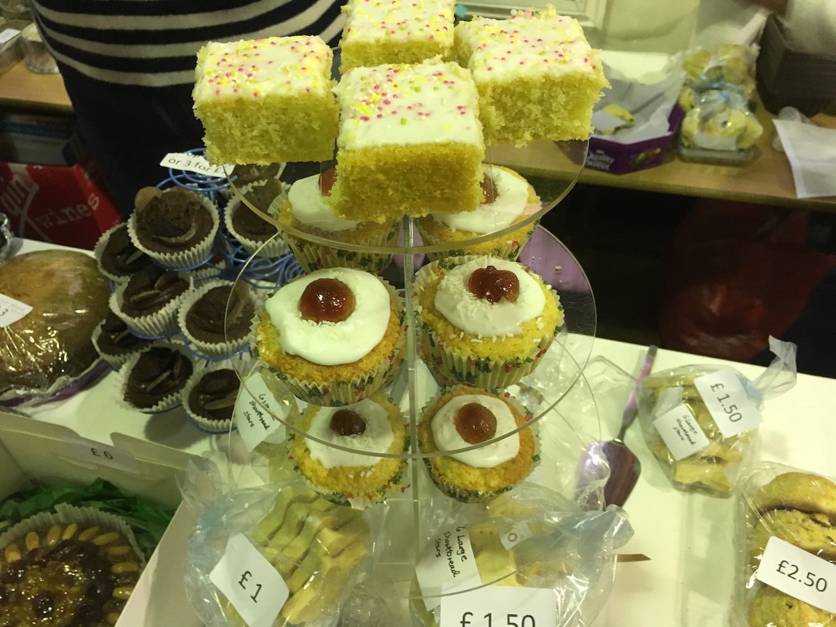 LexdenChurch's tweet photo. The St Leonard's #Christmas Fayre is almost here.  Please help us spread the word and do join us on the day! #Colchester #Cake 
(n.b. Vicar/Father Christmas pic from the pre-Covid era) https://t.co/BXWmhIqux9