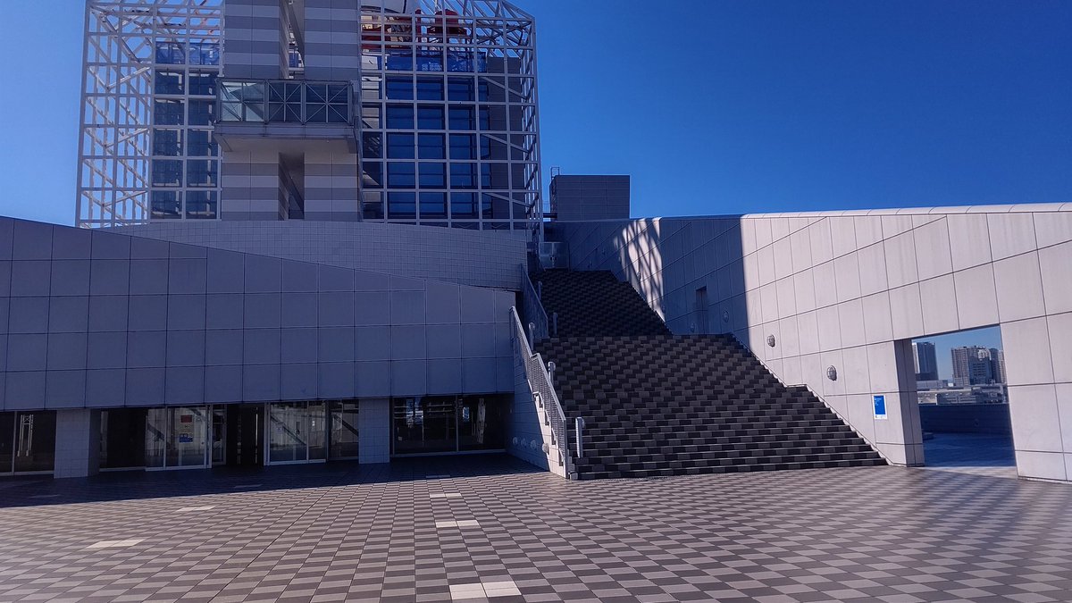 yuzu_chan7's tweet photo. ずっと行きたかったの～💕
やっと行けた🚴‍♂️

広斗ーーー！！！

生でこの景色見たらドラマのあのシーンが頭で再生されて、1人でめっちゃドキドキしちゃてポッとしちゃってたから怪しい奴だったかも💦

少しずつ行きたい場所に行けたらいいなぁ..😌✨
#ラストシンデレラ
#三浦春馬 https://t.co/YCo0HgDYut