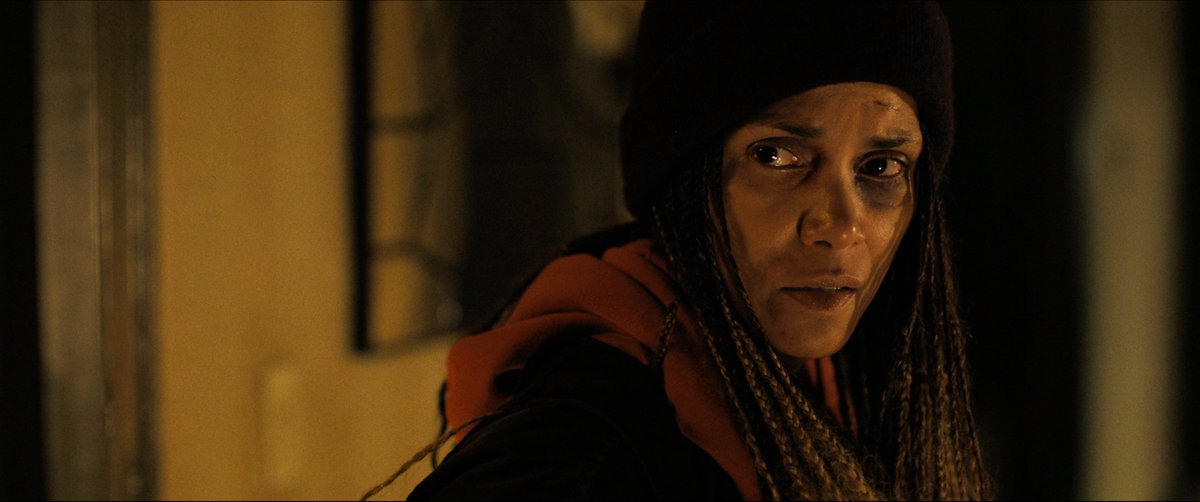 NetflixTudum's tweet photo. Halle Berry’s directorial debut in BRUISED is a fantastic example of the beauty of complex characters with meaningful storytelling to match. Truly touching in its honesty. https://t.co/fhpPNj4Al4
