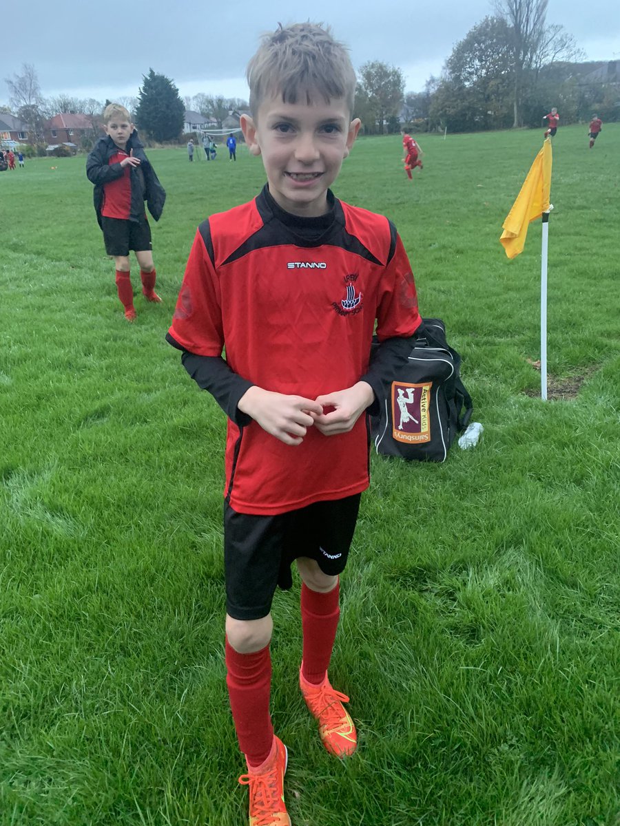 DanielEnumber10's tweet photo. Proud to have been selected to play for my school’s football team. Finished with a nice 3-1 win! @irbyprischool https://t.co/X7S3Gh4IDz