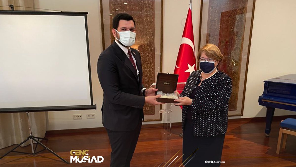 Genç MÜSİAD tweet media