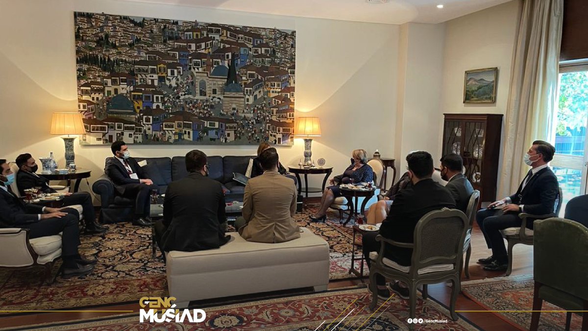 Türkiye Büyükelçiliği binasında bizleri ağırladıkları için Büyükelçimiz Sayın Lale Ülker hanımefendiye teşekkürlerimizi sunuyoruz.

#GencMUSİAD #MÜSİAD