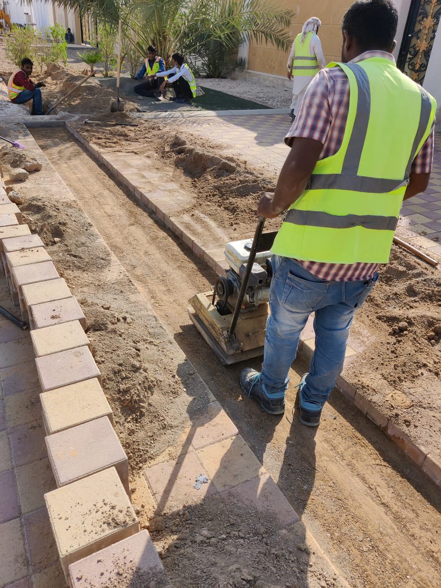 FrECOsolutions's tweet image. Our #Project Details:👈
✔ #Dhaher - ✔Scheme no: PTS-LV-41306-21
✔Complete the #Backfilling, #InterlockFixing &amp;amp; Garden are also normalized.
✔11KV #CableWorks.
bit.ly/3l4vXYb

#electriccontracter #groundwork #11KVcableworks #cablework #ALAIN #ABUDHABI #UAE