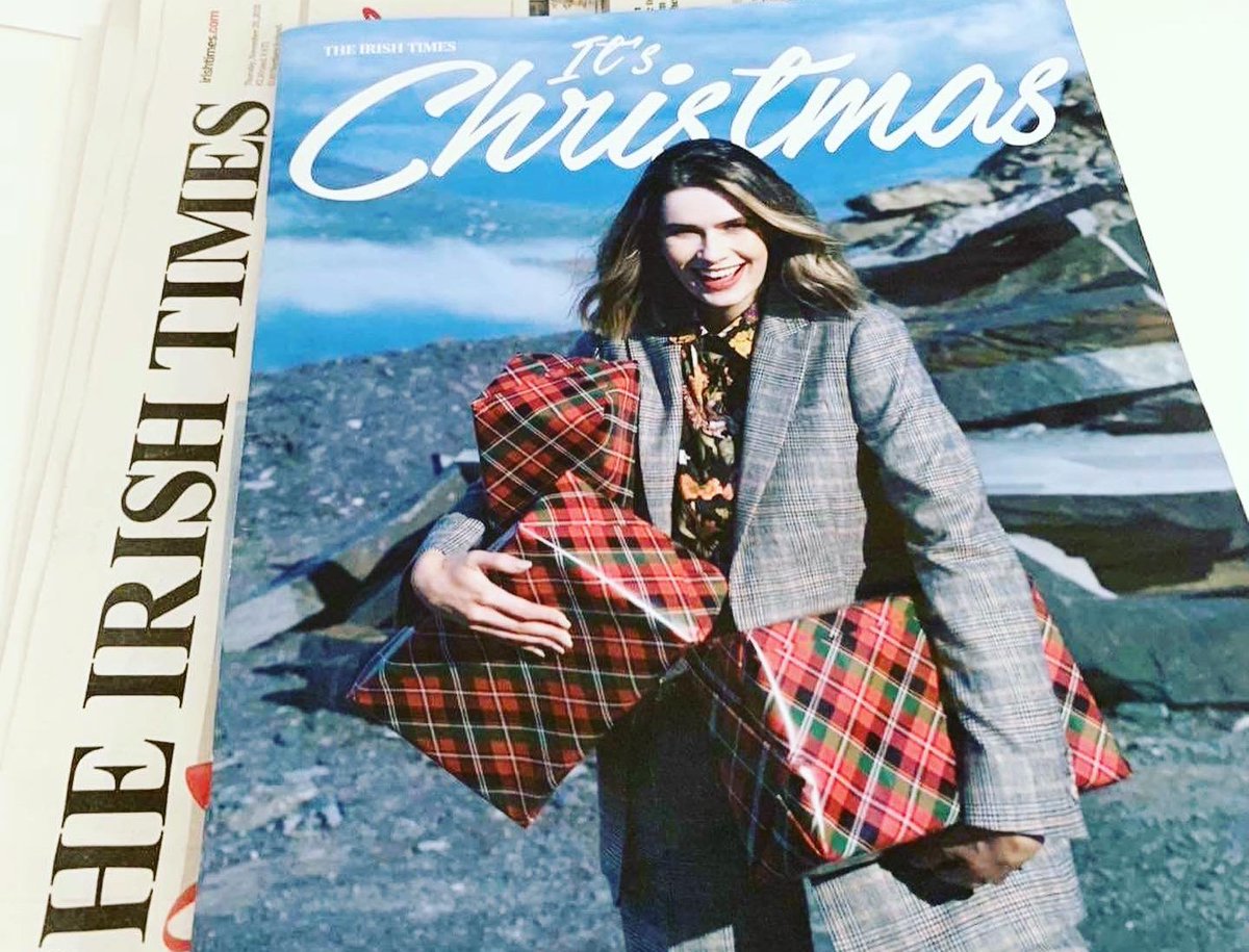 BusyBeaders: Queen of Sparkles tweet media