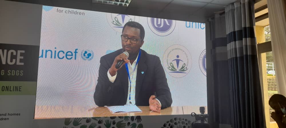 HopeandHomesRW's tweet photo. Country Director @HopeandHomesRW @IHabimfura presenting in the @IFSW Africa Conference on #SMSTechnology, an awarded platform where #Challenges of Persons with #disabilities  are timely identified &amp; addressed in Rwanda. #Social Work Practices through technology. @ncpdrwanda https://t.co/Yz7ALN7bC1