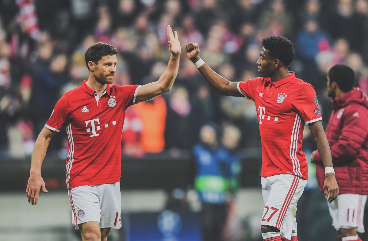 David_Alaba's tweet photo. Feliz cumpleaños maestro. @XabiAlonso https://t.co/vCqhpXmGgd