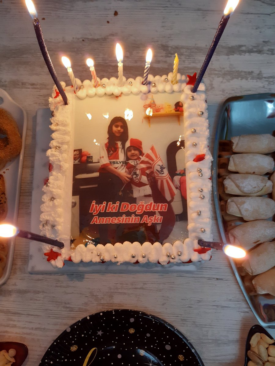 emrahzay1's tweet photo. Ömrünün sonuna kadar adalet, merhamet, doğruluk yoldaşın olsun. Nice Samsunspor'lu senelerin olsun kuzum. 💜💜💜 https://t.co/De4RWckR6d