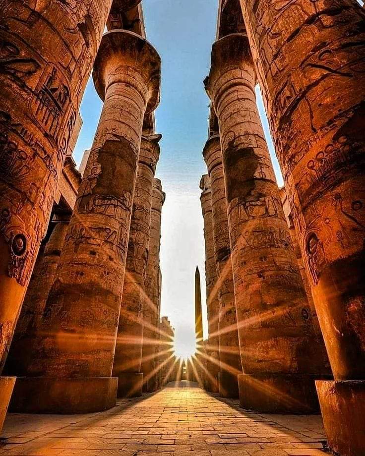 khaledraslannn's tweet photo. إحنا التاريخ ،الحاضر والمستقبل
إحنا بداية الحياة 🇪🇬🙏
#مصر_المحروسة🇪🇬❤
#مصر_العظيمه🇪🇬❤
#طريق_الكباش https://t.co/6ojf3KVAGQ