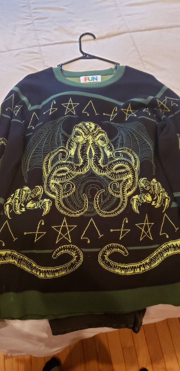 Reverend Nick sporting this holiday tradition 🤘