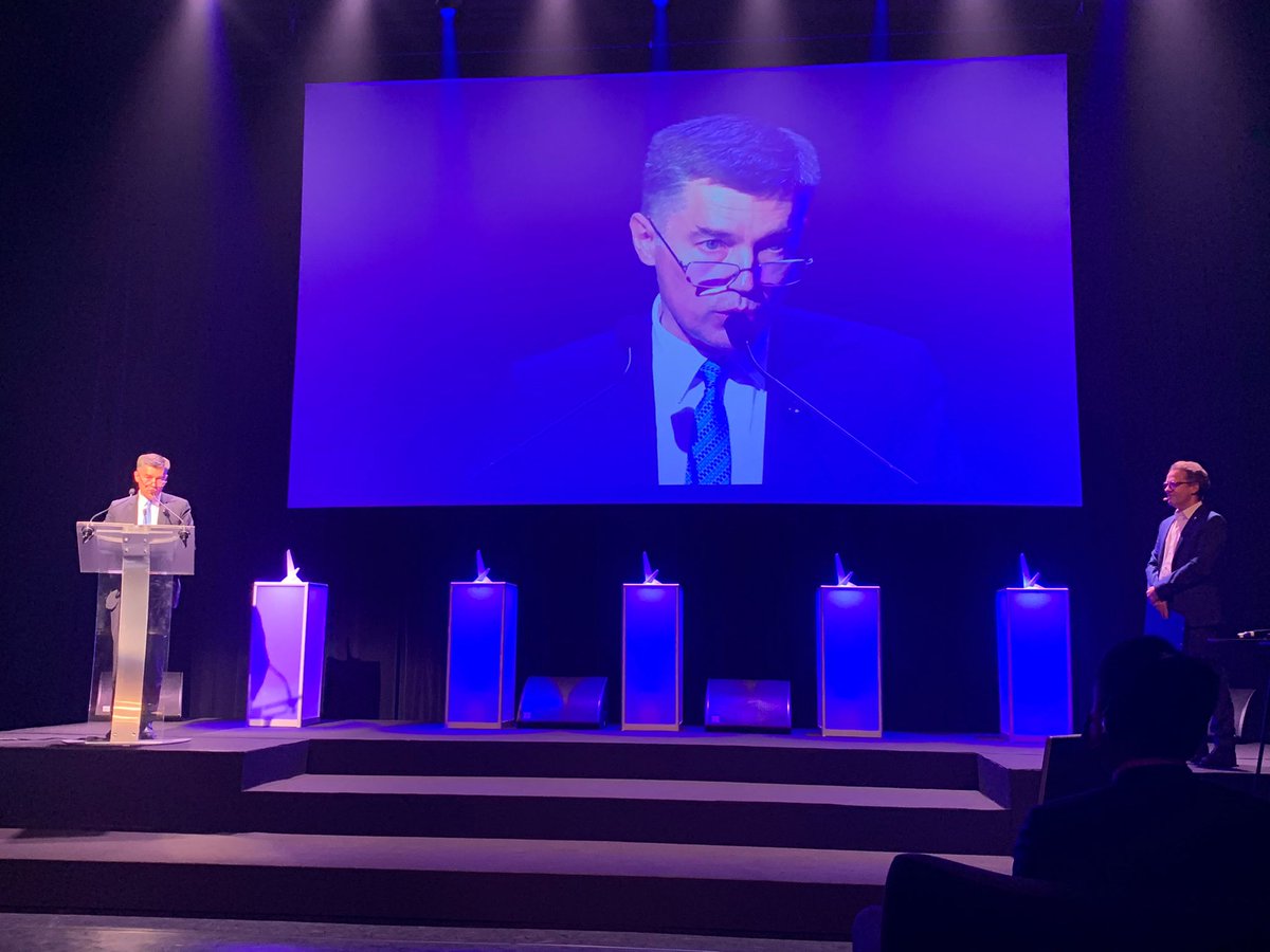 INPIFrance's tweet photo. #TropheesINPI "L'INPI accompagne toutes les entreprises. Ces Trophées récompensent les startups, PME...qui ont transformé leurs innovations en valeur grâce à la propriété intellectuelle." Pascal Faure https://t.co/pirz1WkrC4