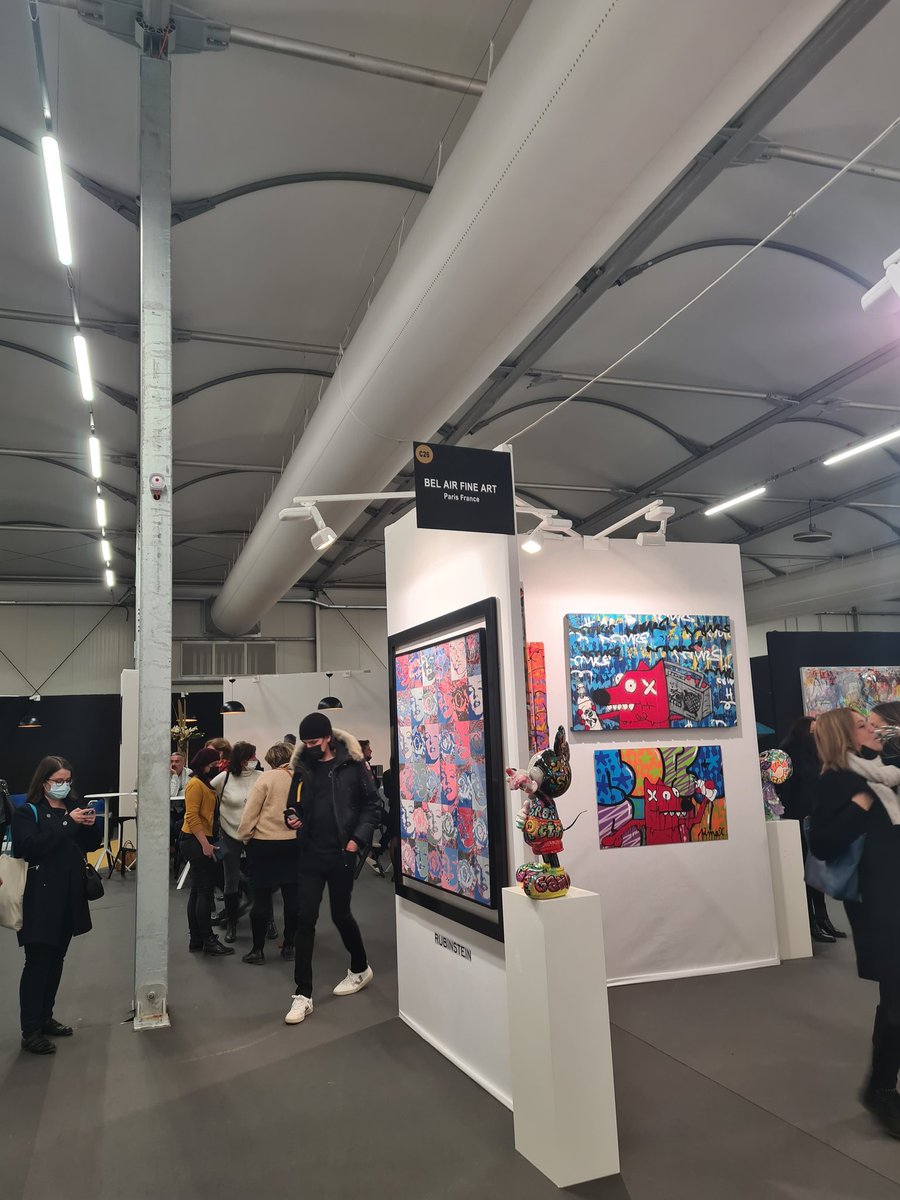 Vernissage de St Art à #Strasbourg ! Des œuvres hautes en couleurs