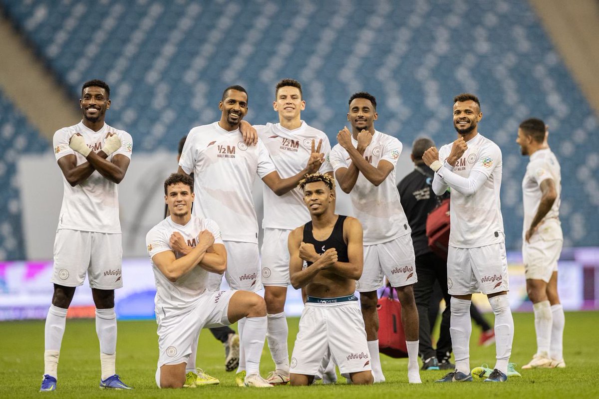 AlShababSaudiFC's tweet photo. 🤍😍

#الشباب  #الشباب_الرائد https://t.co/kRzUZ9PStA