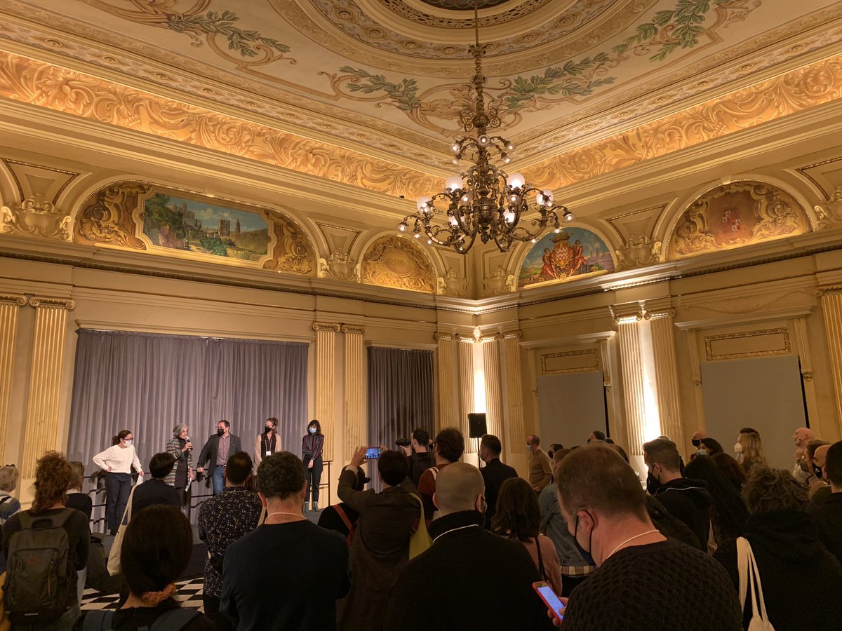 El futur de les arts en viu és ara i aquí!🌊 S’inaugura oficialment #IETMGirona amb Elena Carmona <a href="/teatre_gi/">Teatre Municipal de Girona</a> <a href="/girona_cat/">Ajuntament de Girona</a>, Ása Richardsdóttir <a href="/IETM/">IETM</a>, Miquel Curanta <a href="/icec_cat/">Empreses culturals</a>, Maria Lladó <a href="/IRLlull/">Institut Ramon Llull</a> i Marta Montalbán <a href="/temporadaalta/">Temporada Alta</a> 

bit.ly/IETMGirona-ca