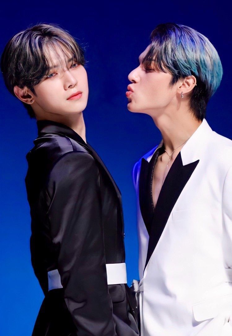 YEOSANGLOOK's tweet photo. <3 https://t.co/v0RdC3VgwN
