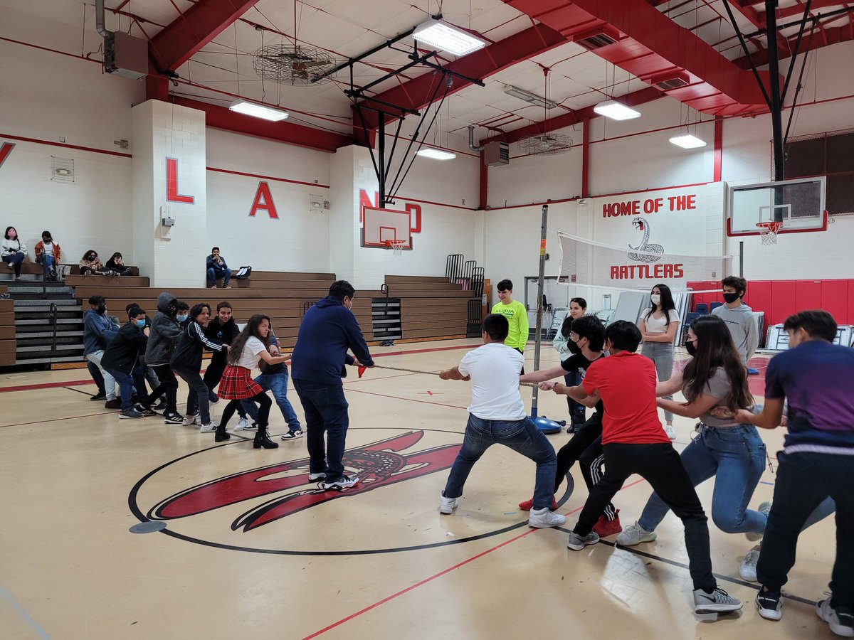Mr. Trammell's and Mr. Alvarado's SA3 classes compete <a href="/TheLatestStrike/">Sharyland Rattlers</a> #teamwork