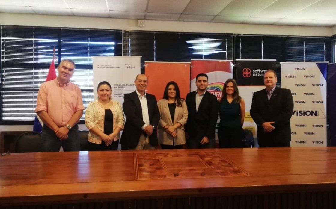 innovanews_'s tweet image. Un Paraguay Innovador y Emprendedor es posible
Hoy con el @MIC_PY lanzamos e invitamos al Paraguay Innova, evento que nuclea a los negocios innovadores, cuenta con el apoyo de varias empresas.

#PYInnova será este lunes 29 de 15 a 19:30 hs 
Inscribite aquí eventos.staypy.com/detalle/paragu…