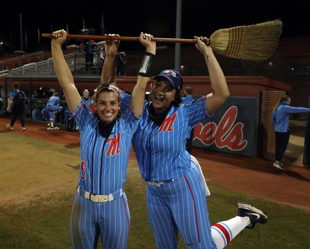 OleMissSoftball's tweet photo. Felt like a #ThrowbackThursday today, not sure why

#BeatState | #HottyToddy https://t.co/WQBr0HGbjn