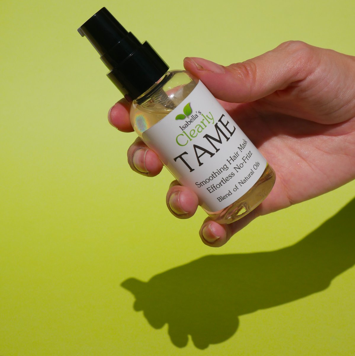 ClearlyShop's tweet image. Clearly TAME will help you with those unruly strands and get your hair looking fly! Without those flyaways of course 😄⁠