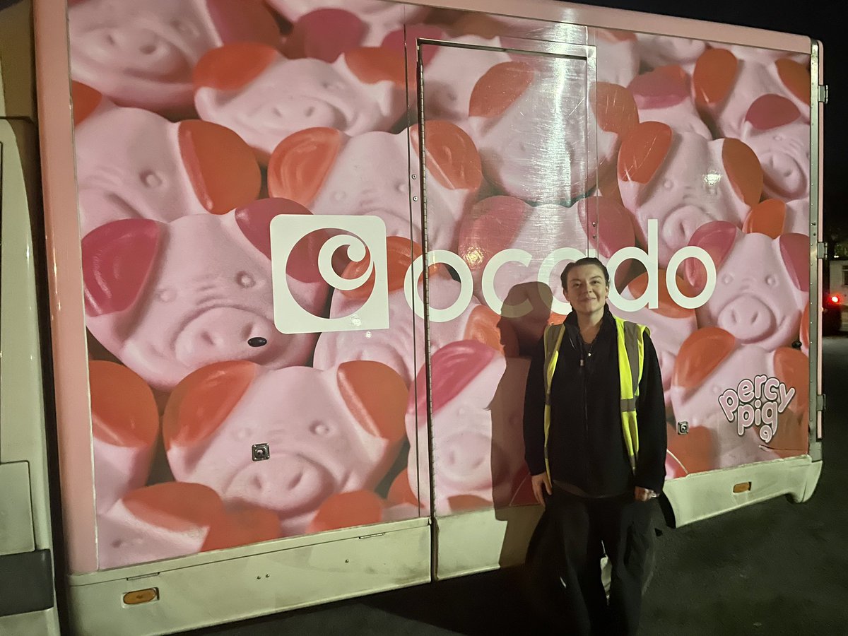 RunDown99's tweet image. It’s quite fun having your shopping delivered by a lovely lady driving the Percy Pig Van @Ocado