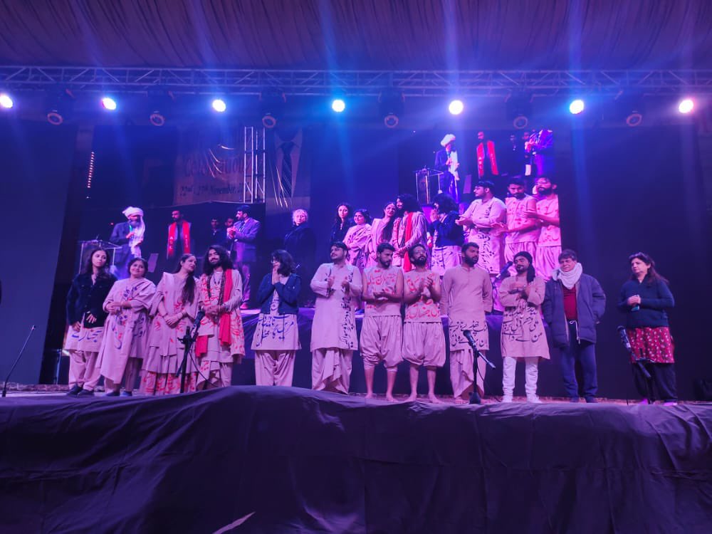 uaarofficial's tweet photo. Heer night was arranged at @uaarofficial. The Special Guest was @FayyazulHChohan #SilverJubileeAridUni #SilverJubileeArid https://t.co/f7SP66U492