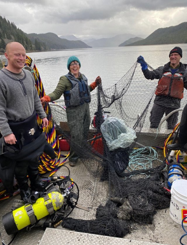emeraldsea_ps's tweet photo. Mark your calendars 🗓 November 30th is #GivingTuesday! We appreciate your support to help us continue to protect sensitive marine ecosystems in BC from the effects of #ghostgear. Please keep us in mind as you plan your donations: https://t.co/e0m0QqpMfx
@givingtuesdayca
📷 NRC https://t.co/I0ygdwFsWg