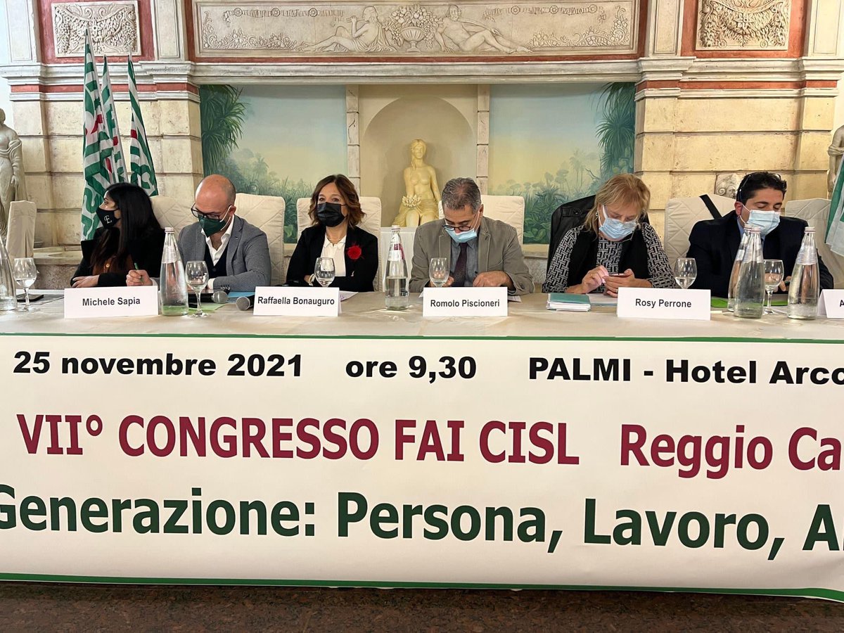 CislRc's tweet photo. Confermato alla guida Fai @cislrc Segretario Generale Romolo Piscioneri, Segretario Aggiunto Antonino Zema , Elena Murdica componente di segreteria. Congratulazioni e buon lavoro ! Avanti tutti in squadra verso il congresso #cislrc! https://t.co/f0J0uL7zwH