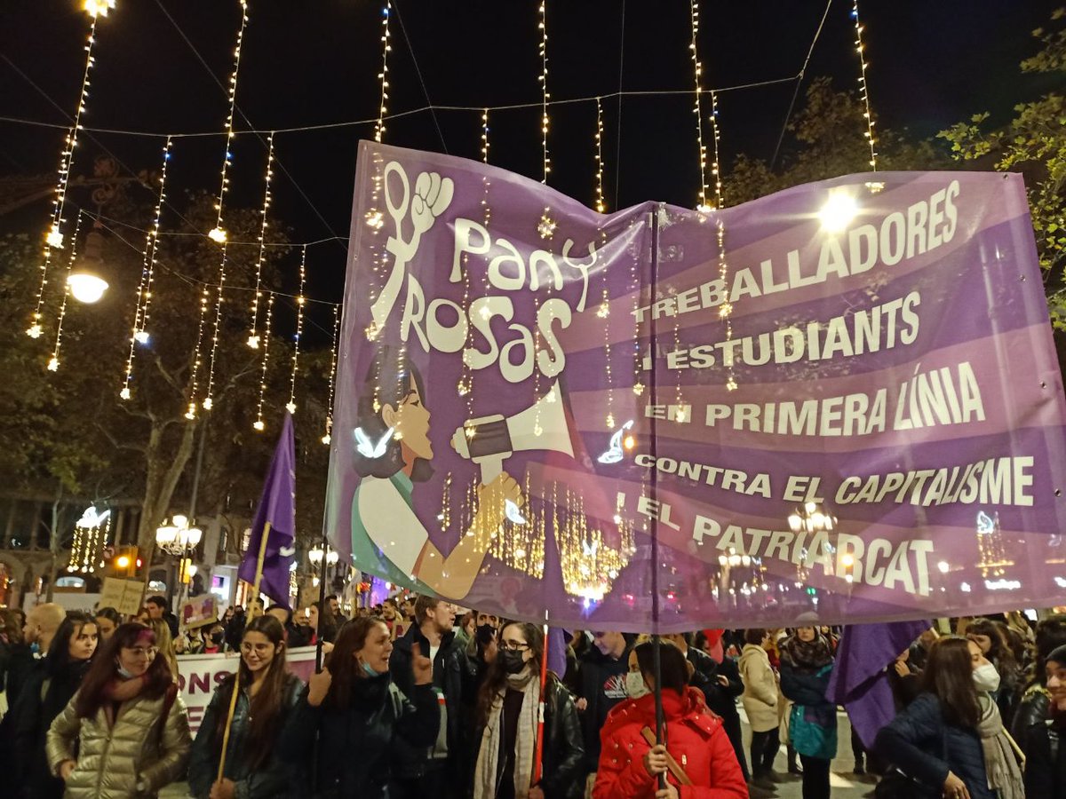 Contrac_Cat's tweet photo. 🟣Com aquest matí a la UAB sortim també al carrer contra l'extrema dreta masclista i lgbtifòbica!

🔥✊Separació de l'Església i de l'Estat!
🔴 No acabarem amb la ingerència de l'Església a l'educació mentre la Generalitat i el PSOE-UP mantenen els seus concerts educatius https://t.co/LQB8S9imYA