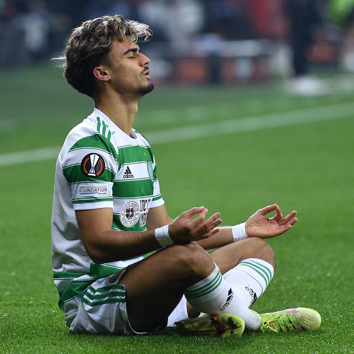 EuropaLeague's tweet photo. 🧘🧘🧘 https://t.co/x9ReexW9ce