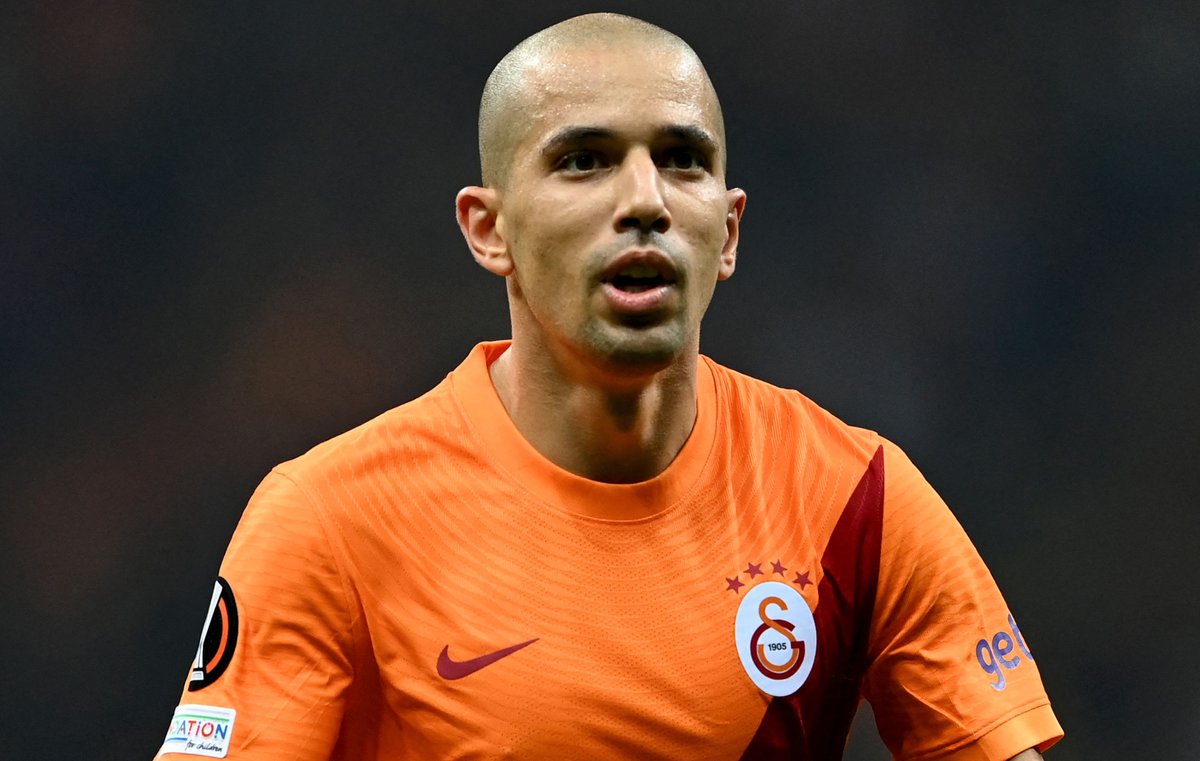 UEFAcom_de's tweet photo. 🦁 @sffeghouli ❄🆒😎⚽

#UEL | #GSvOM | @GalatasaraySK https://t.co/CcQB4bjPDd